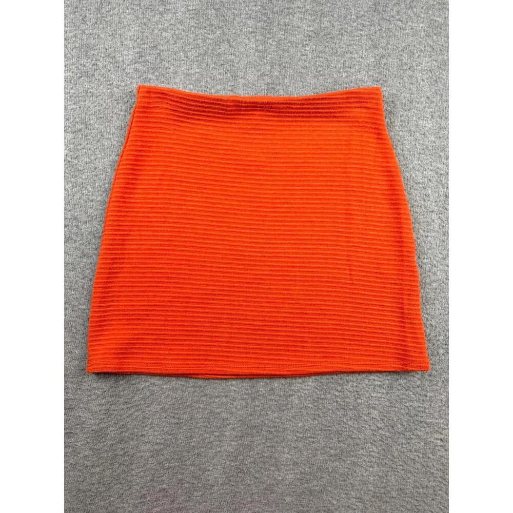 Sadie & Sage Women's Medium Orange Ribbed Knit Mini Skirt Soft Textured‎